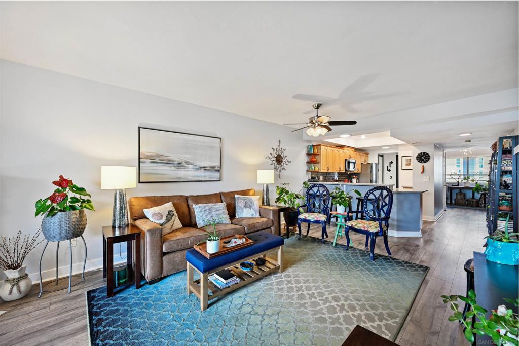 3098 Rue Dorleans 331