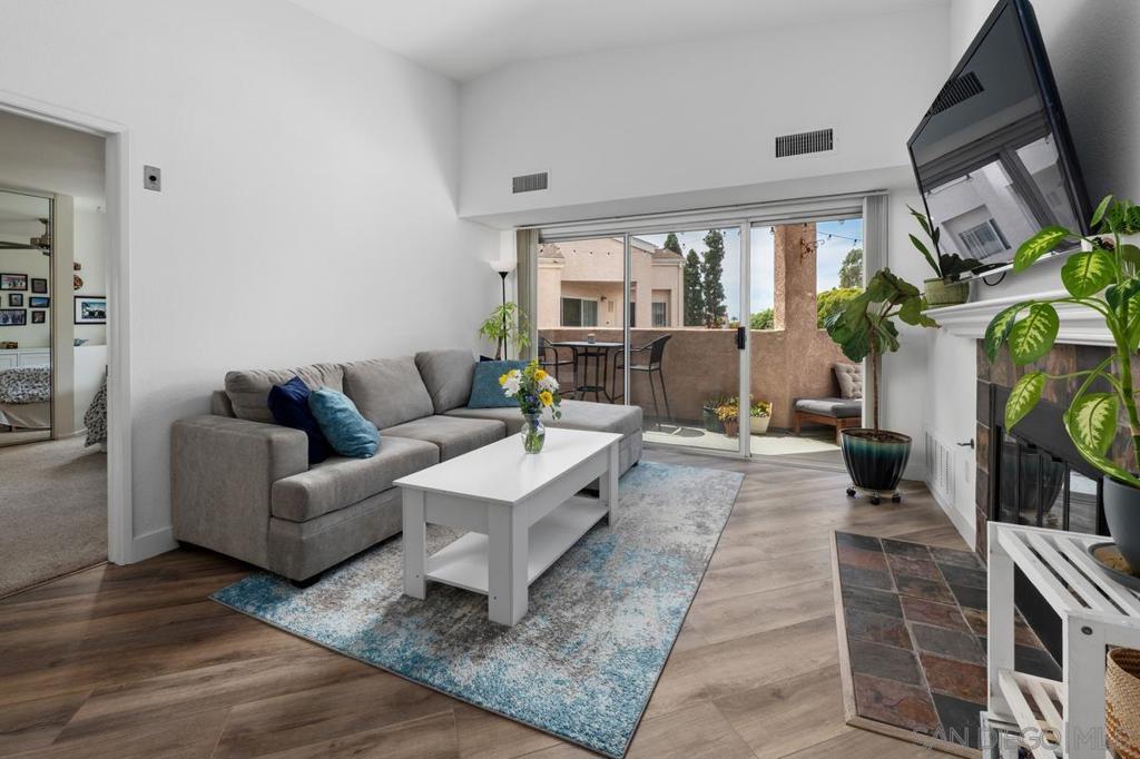 7127 Camino Degrazia 130