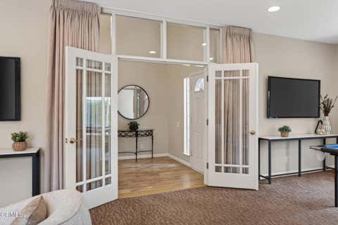 Tiny photo for 424 Roosevelt Court, Ventura, CA 93003 (MLS # V1-36586)