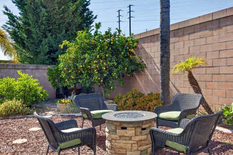 Tiny photo for 424 Roosevelt Court, Ventura, CA 93003 (MLS # V1-36586)