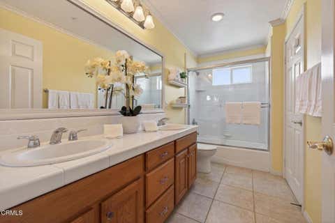 Tiny photo for 424 Roosevelt Court, Ventura, CA 93003 (MLS # V1-36586)
