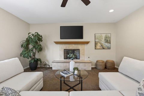 Tiny photo for 424 Roosevelt Court, Ventura, CA 93003 (MLS # V1-36586)