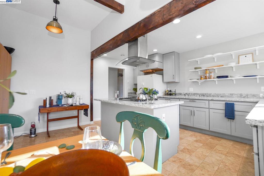 HAYWARD HILLS - Residential