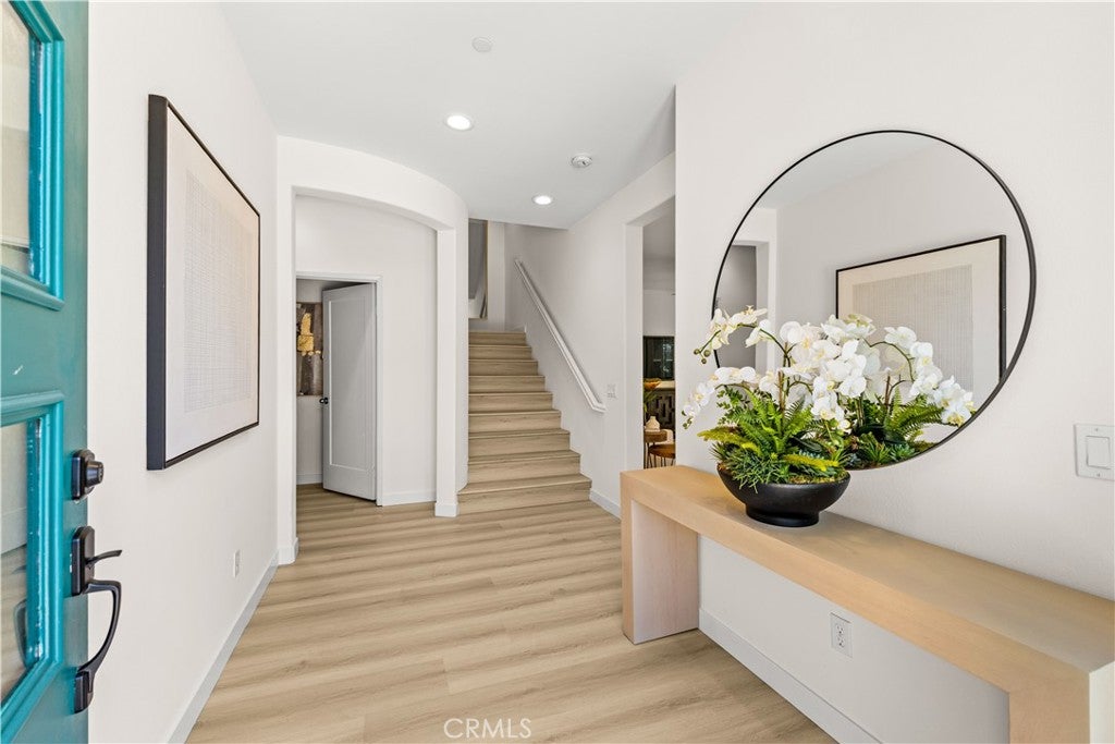 114 Cultivate, Irvine CA 92618