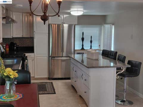 Photo of 3875 Castro Valley Blvd. BLVD, Castro Valley, CA 94546 (MLS # 41144504)