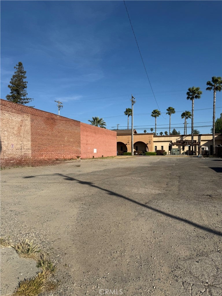 0 W Robertson Boulevard