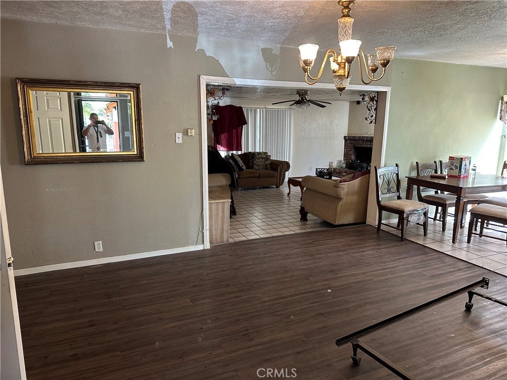 2125 W 11th