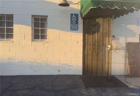 Photo of 22 E Duarte Rd, Arcadia, CA 91006 (MLS # AR25254027)