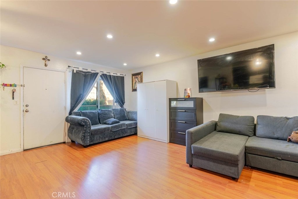 13100 Bromont Avenue 11