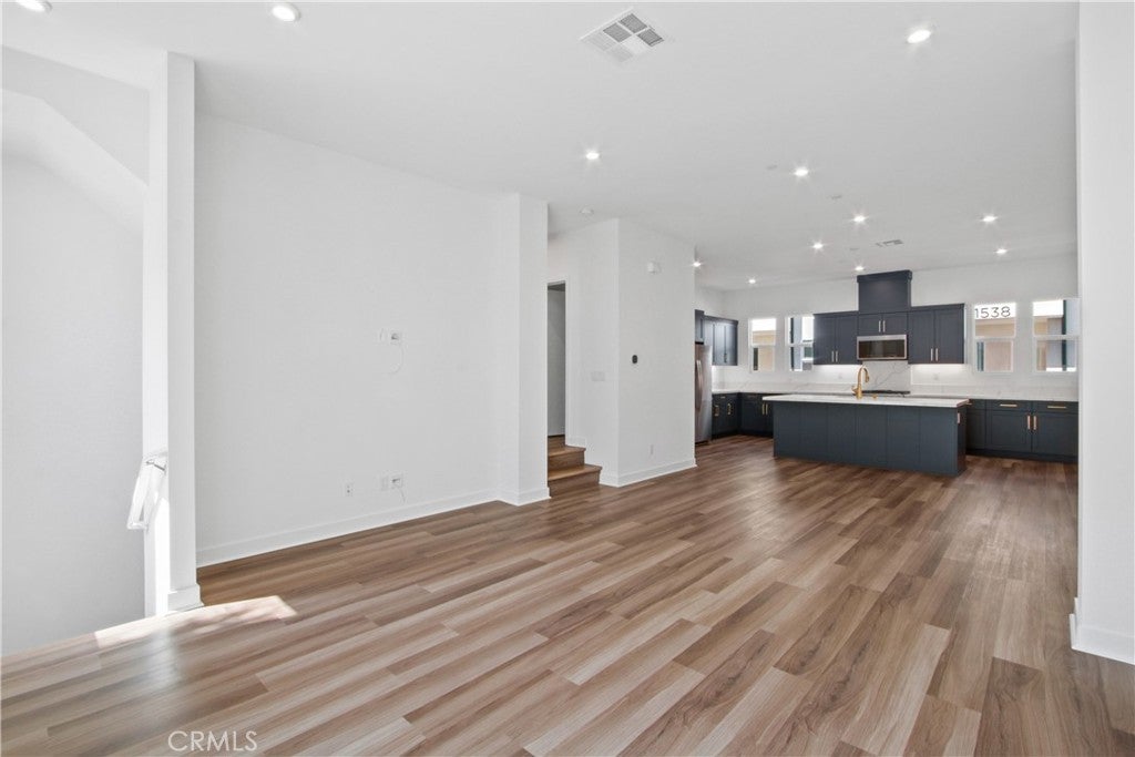 1410 W Bushell Street