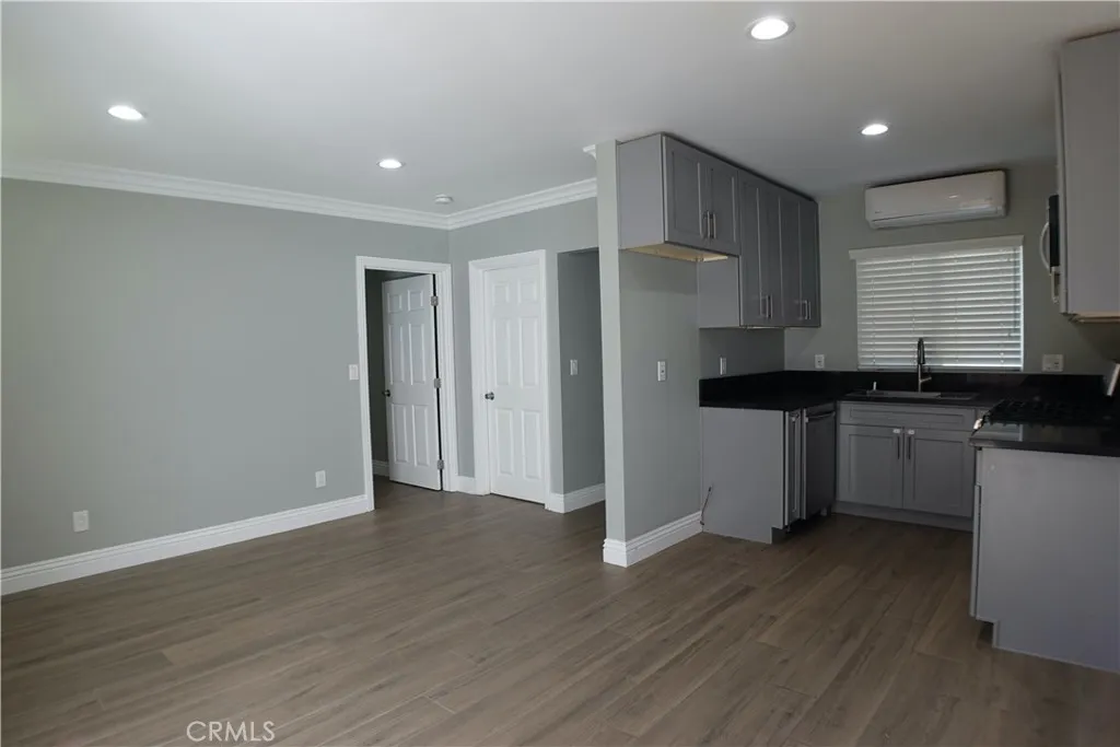 Arcadia, California 91006, United States, 1 Bedroom Bedrooms, ,1 BathroomBathrooms,Residential,Active,231475