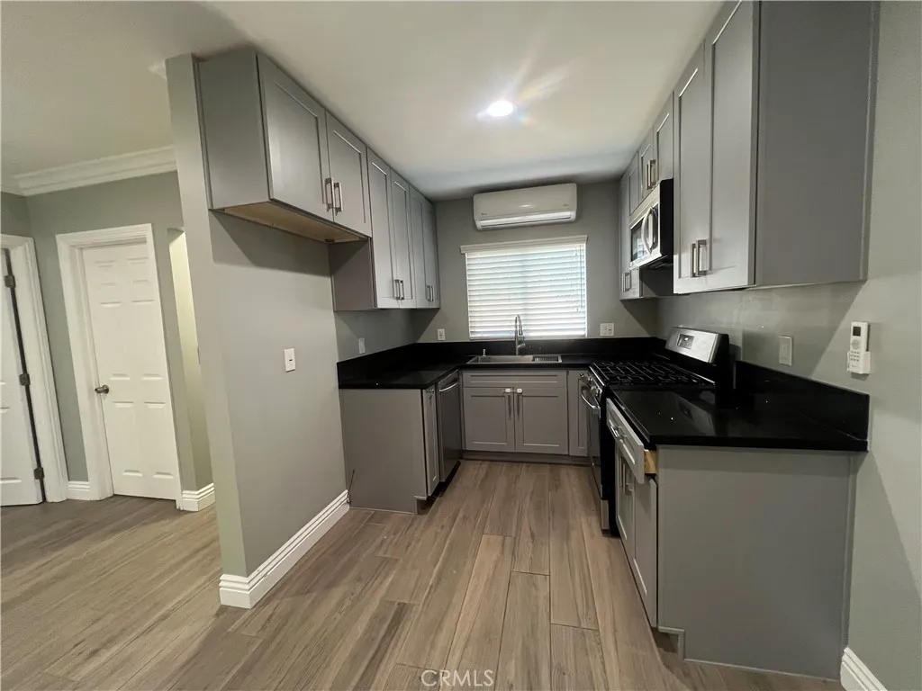 Arcadia, California 91006, United States, 1 Bedroom Bedrooms, ,1 BathroomBathrooms,Residential,Active,231475