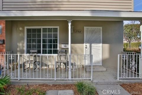 11964 Gloxinia Fountain Valley CA 92708