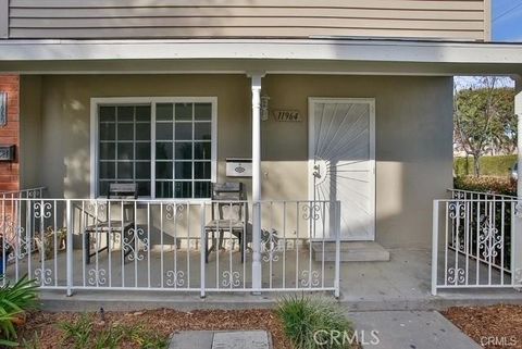 11964 Gloxinia Fountain Valley CA 92708