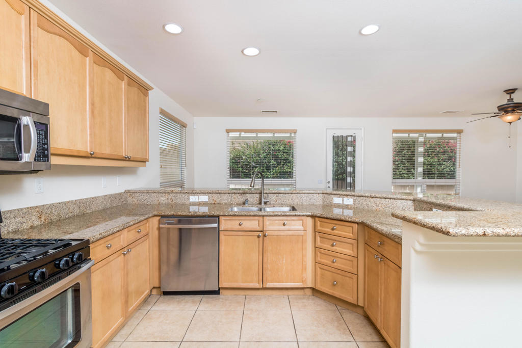 Agua Dulce - Residential Lease