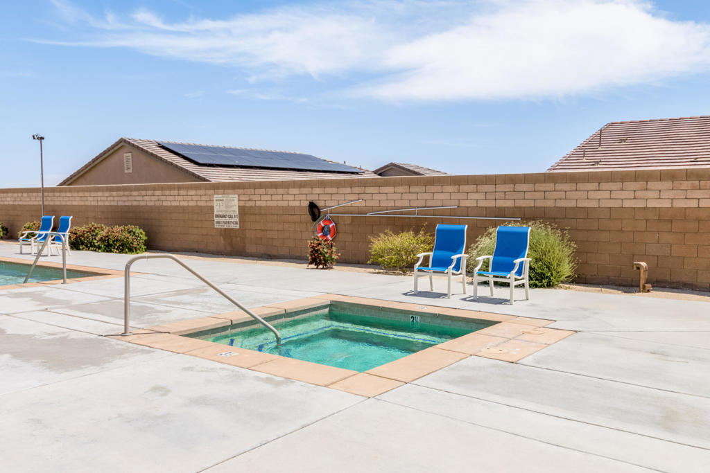 Agua Dulce - Residential Lease