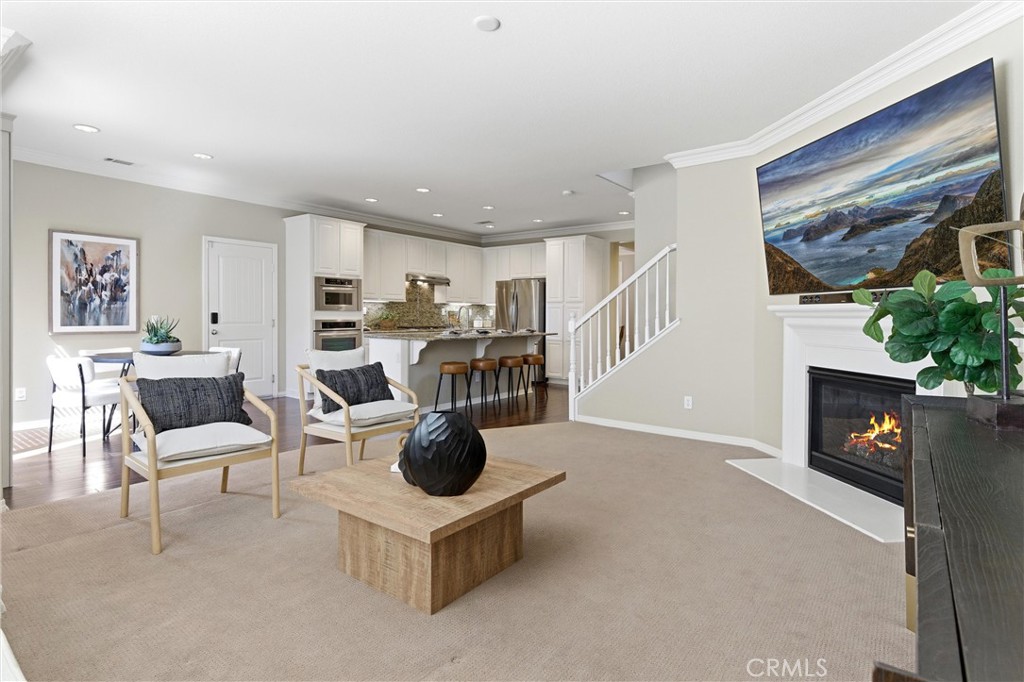 318 W Pebble Creek Lane