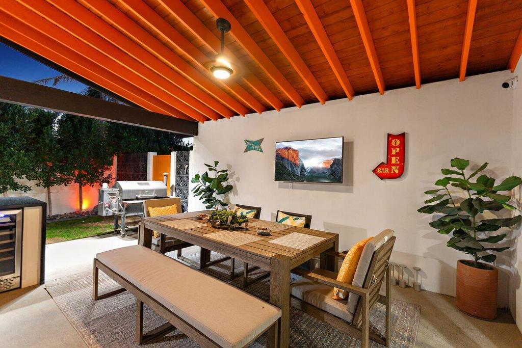 Racquet Club West - Residential