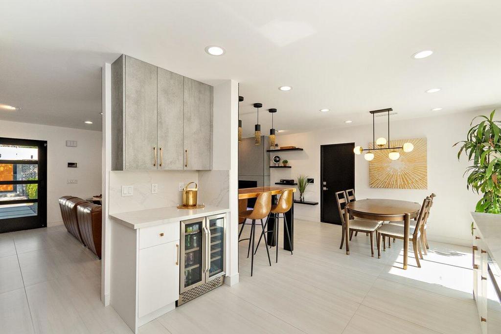 Racquet Club West - Residential