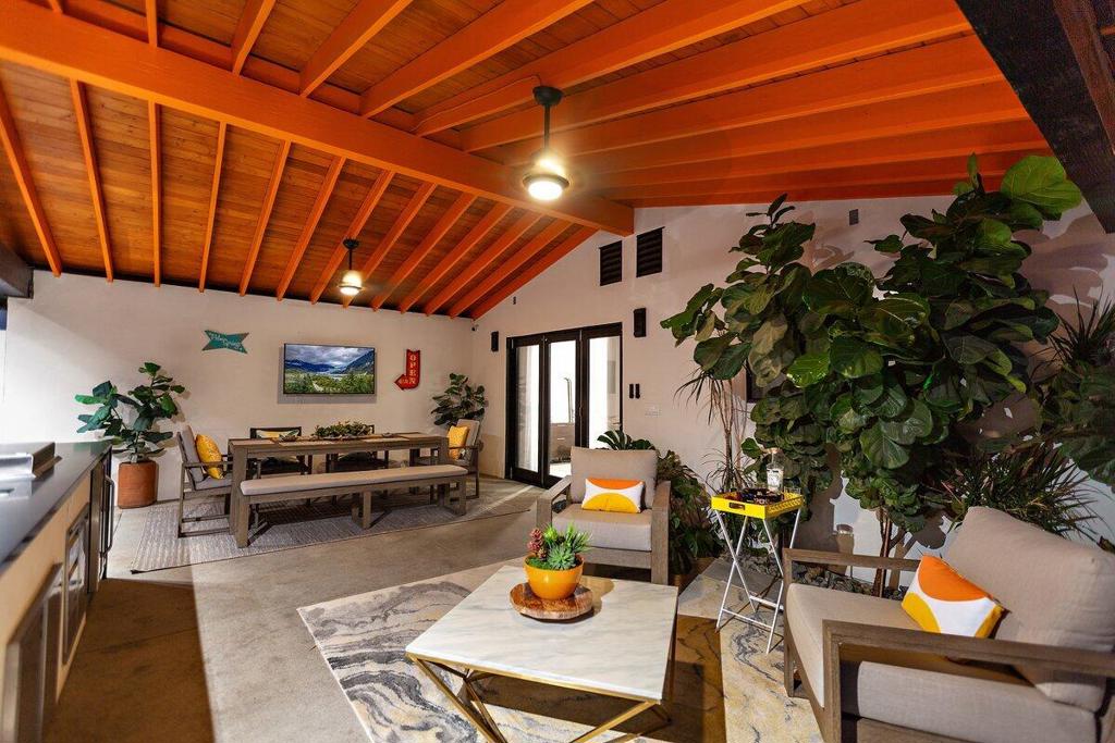 Racquet Club West - Residential