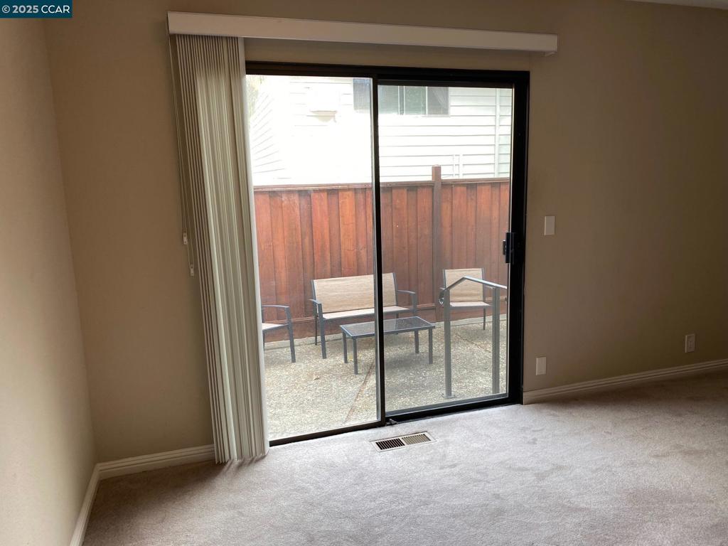 DOWNTOAREA - Residential Lease