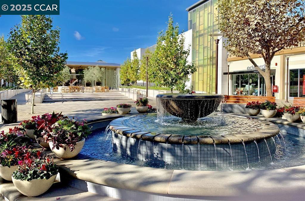 DOWNTOAREA - Residential Lease