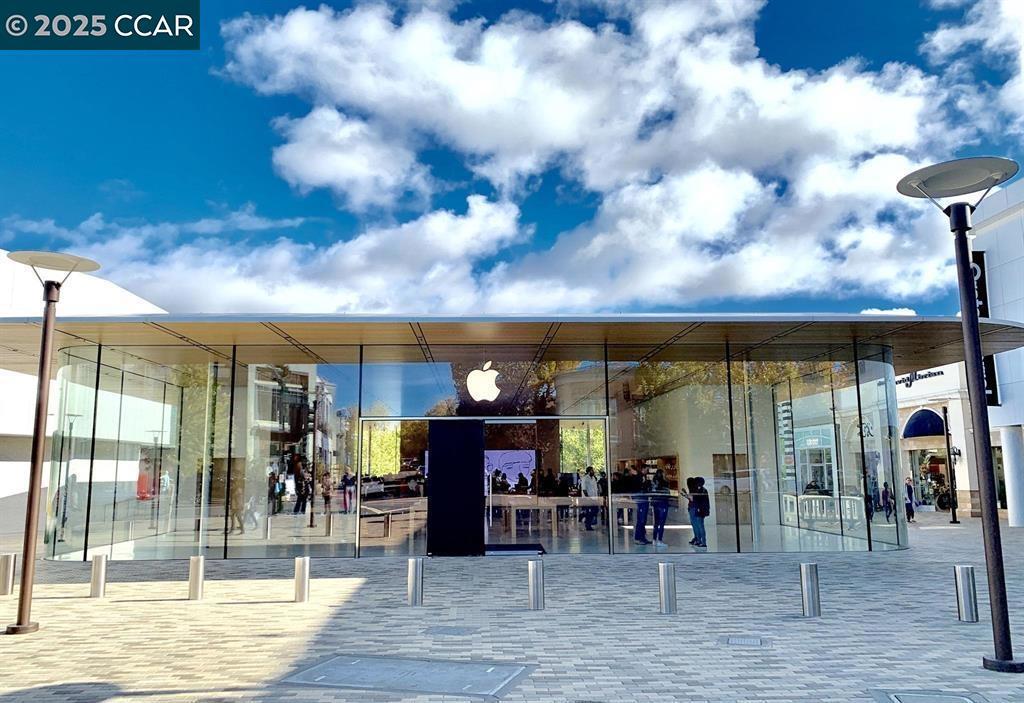 DOWNTOAREA - Residential Lease