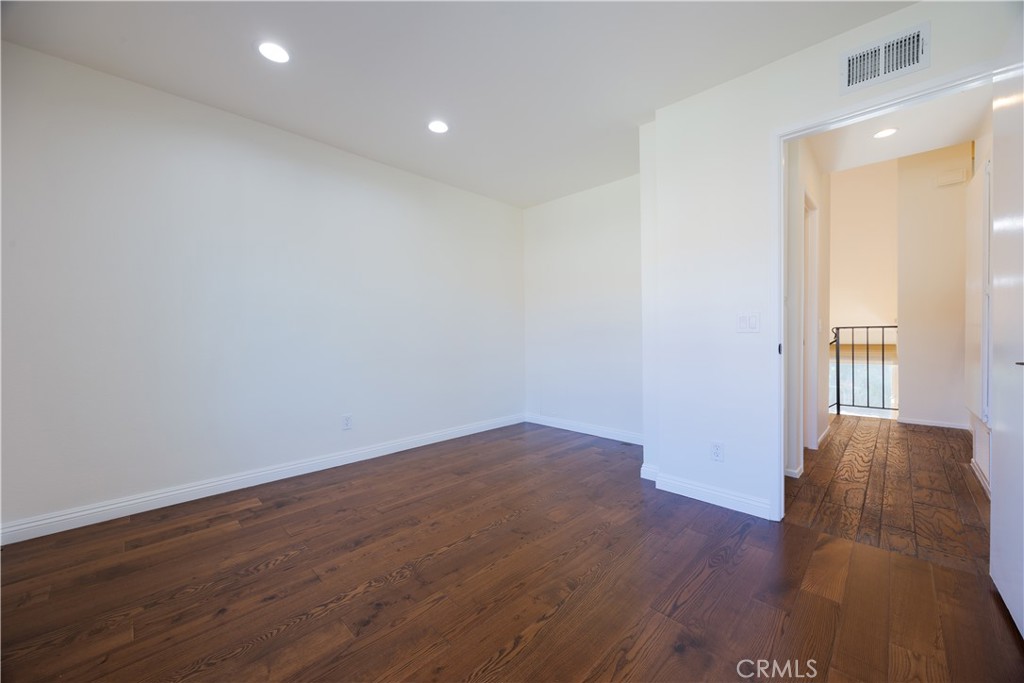 Green Meadow Condos (342) - Residential Lease