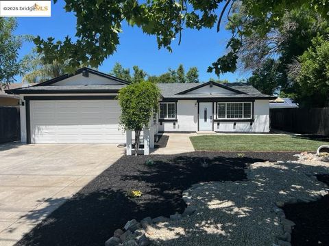 1227 Dainty Ave Brentwood CA 94513