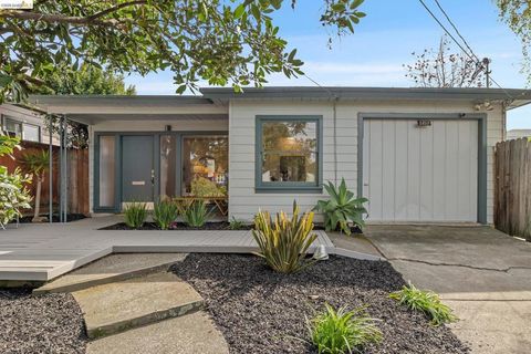 Photo of 5850 Hazel Ave, Richmond, CA 94805 (MLS # 41127480)