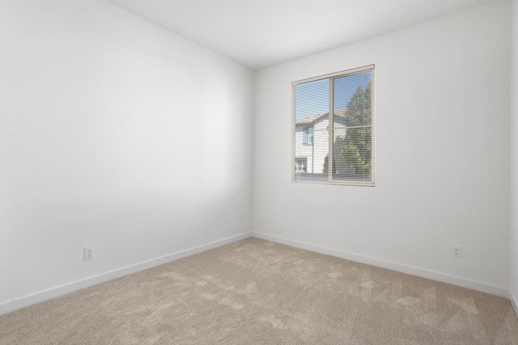 listing image 130727192194074589753