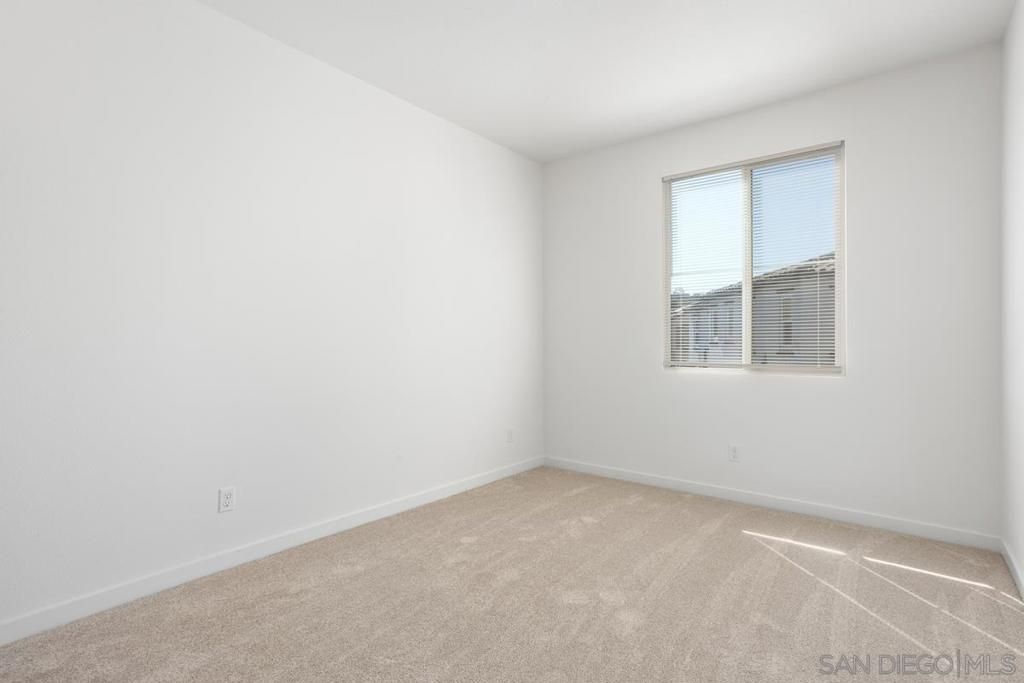 listing image 130721856393122986794