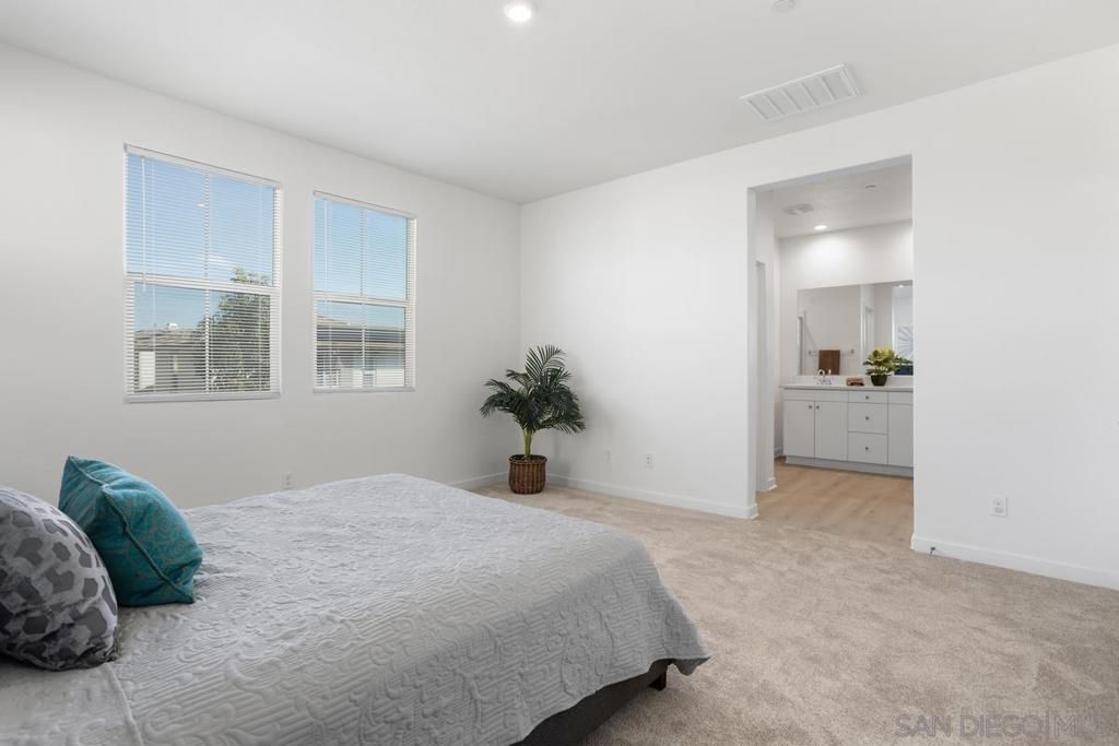 listing image 130724096277258714656