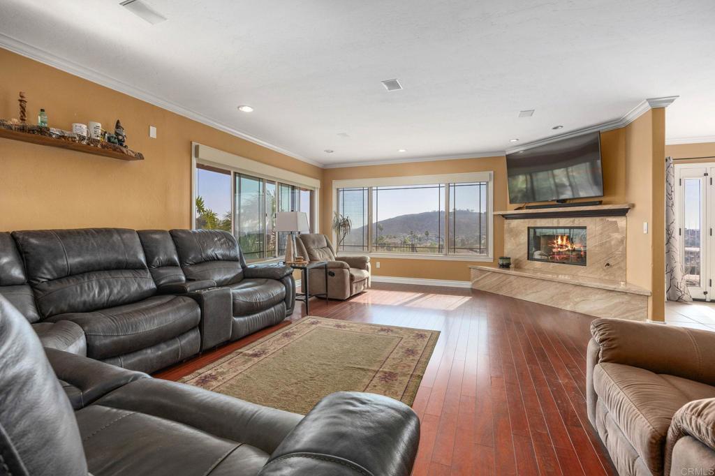 8618 Sky Rim Drive