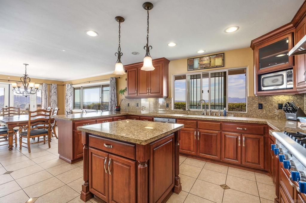 8618 Sky Rim Drive