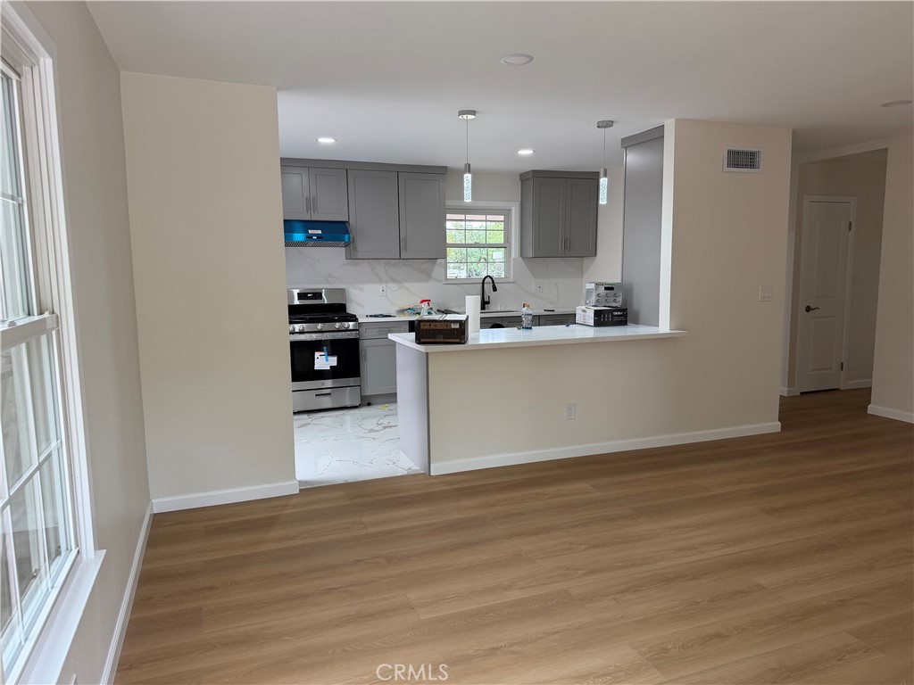 3139 W Paso Robles