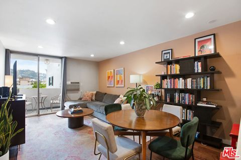 Photo of 625 N Flores Street #307, West Hollywood, CA 90048 (MLS # 26650411)