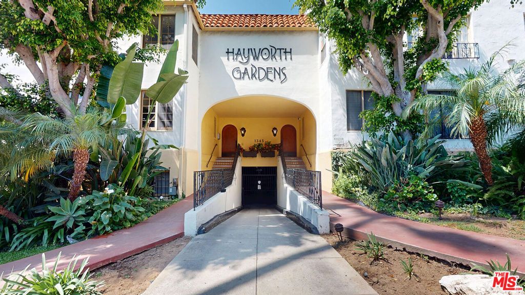 Photo of 1345 N Hayworth Avenue #206, West Hollywood, CA 90046 (MLS # 26670499)