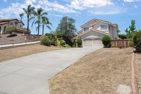 Photo of 2062 Susan Ct CT, Escondido, CA 92026 (MLS # 260014855SD)