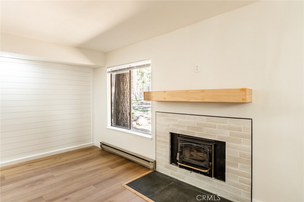 152 Viewpoint Road 105