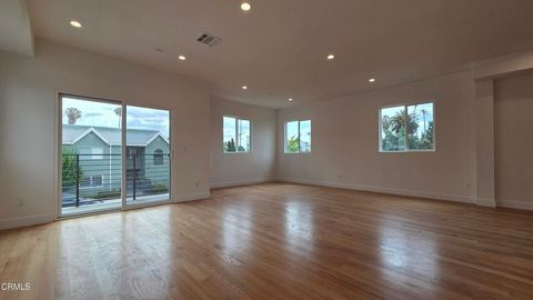 Photo of 915 N Ridgewood Place, Los Angeles, CA 90038 (MLS # P1-27163)