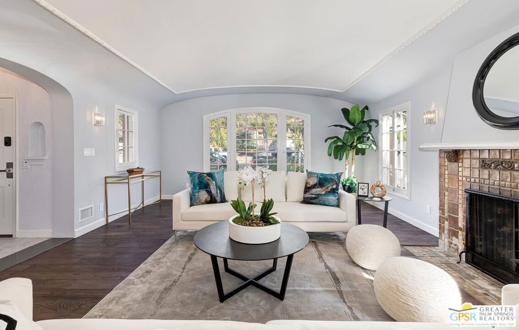 404 E Randolph Street