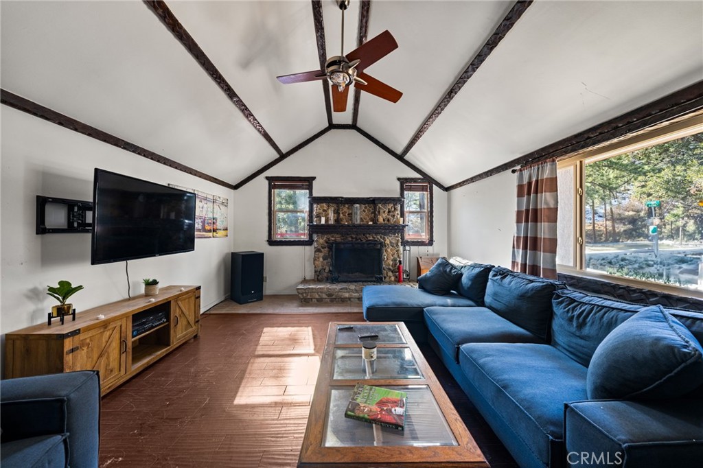 5595 Sycamore Street