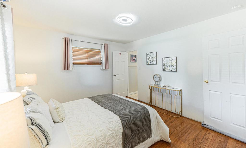 COLLEGE PARK - Residential