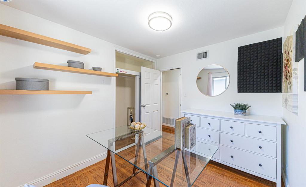 COLLEGE PARK - Residential
