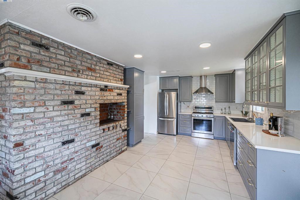 COLLEGE PARK - Residential