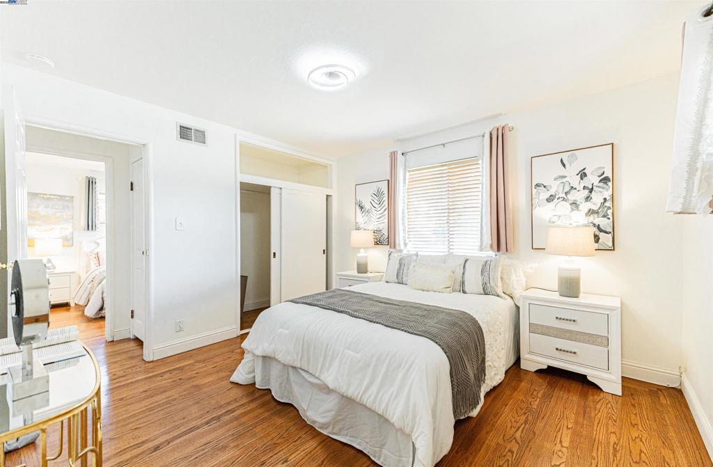 COLLEGE PARK - Residential