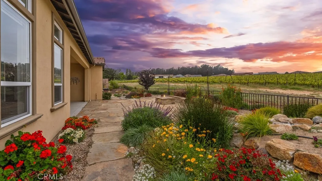 Nipomo, California 93444, United States, 3 Bedrooms Bedrooms, ,4 BathroomsBathrooms,Residential,Active,242830