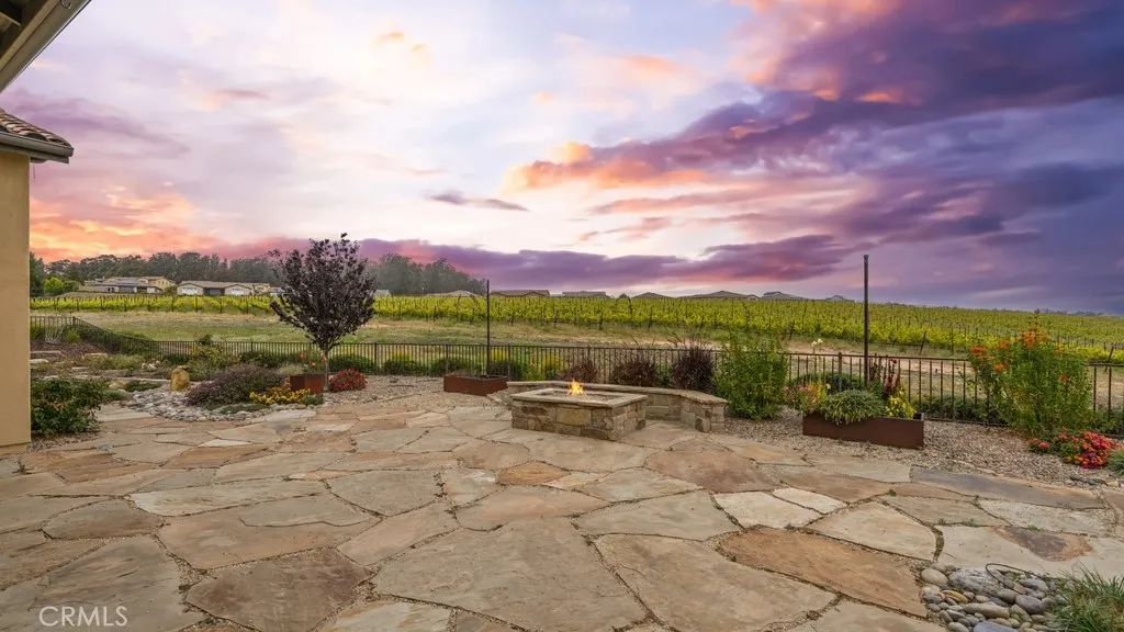 Nipomo, California 93444, United States, 3 Bedrooms Bedrooms, ,4 BathroomsBathrooms,Residential,Active,242830