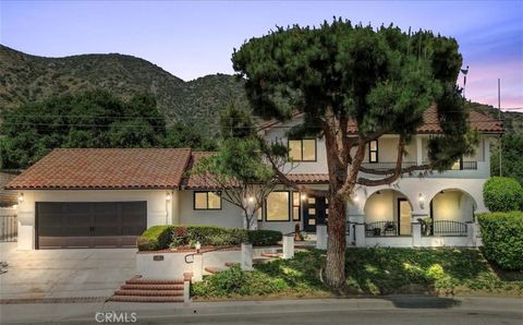 Photo of 2217 Tall Pine Drive, Bradbury, CA 91008 (MLS # AR25241038)